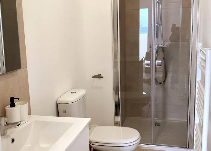 Apartman 2 Personnes Vue Et Pieds Dans L'eau Linguizzetta